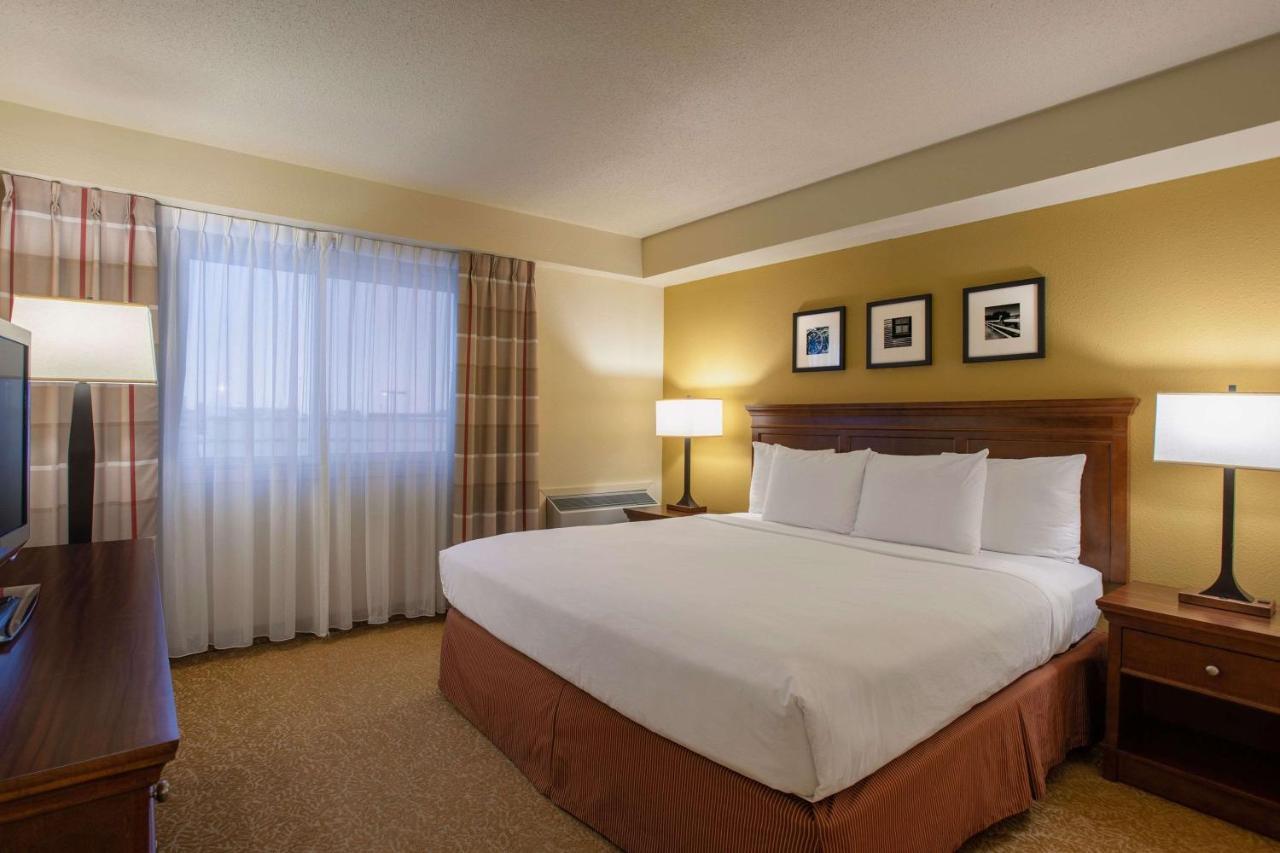 Travelodge Suites By Wyndham Regina - Eastgate Bay 外观 照片