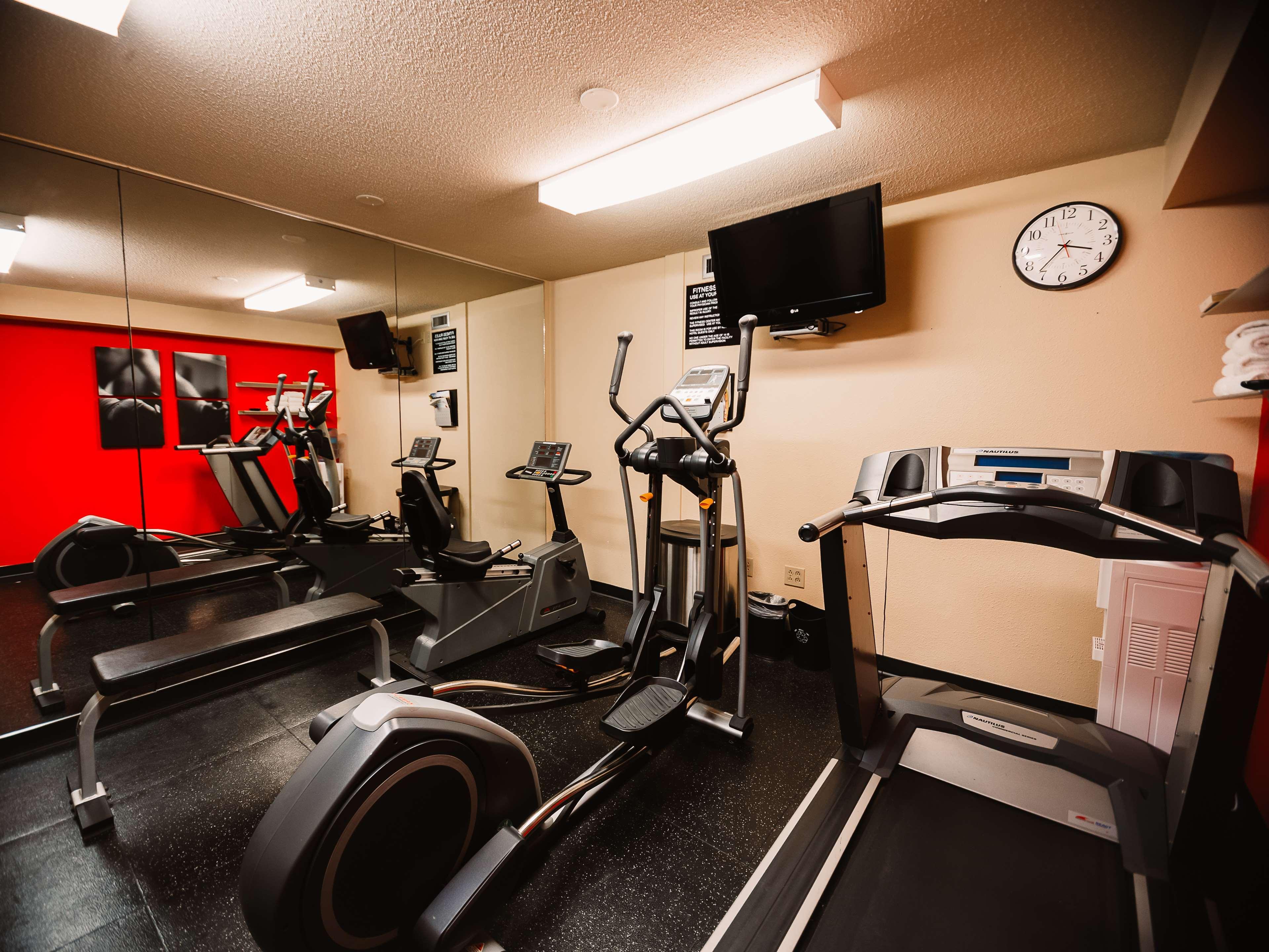 Travelodge Suites By Wyndham Regina - Eastgate Bay 外观 照片