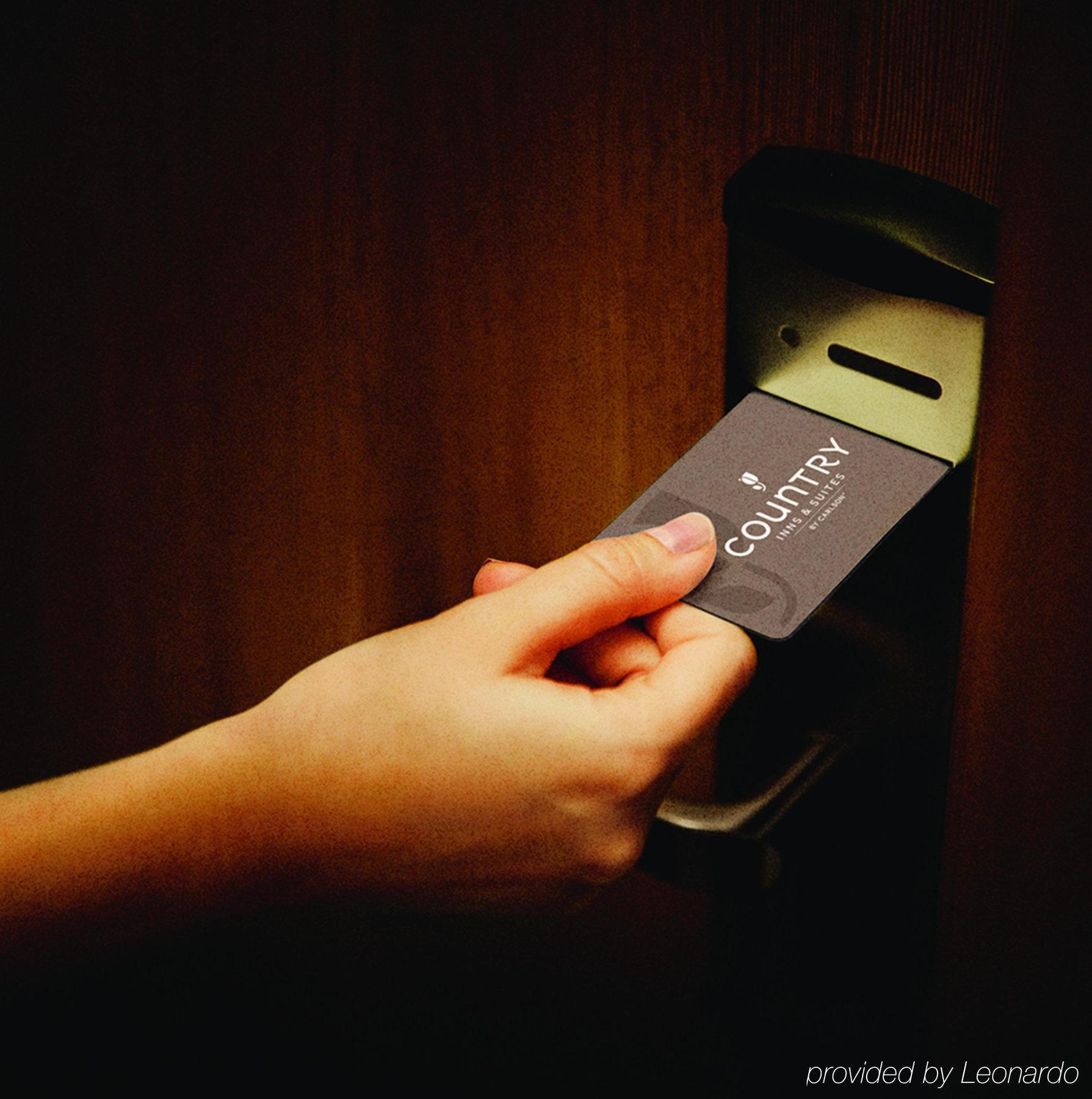 Travelodge Suites By Wyndham Regina - Eastgate Bay 外观 照片